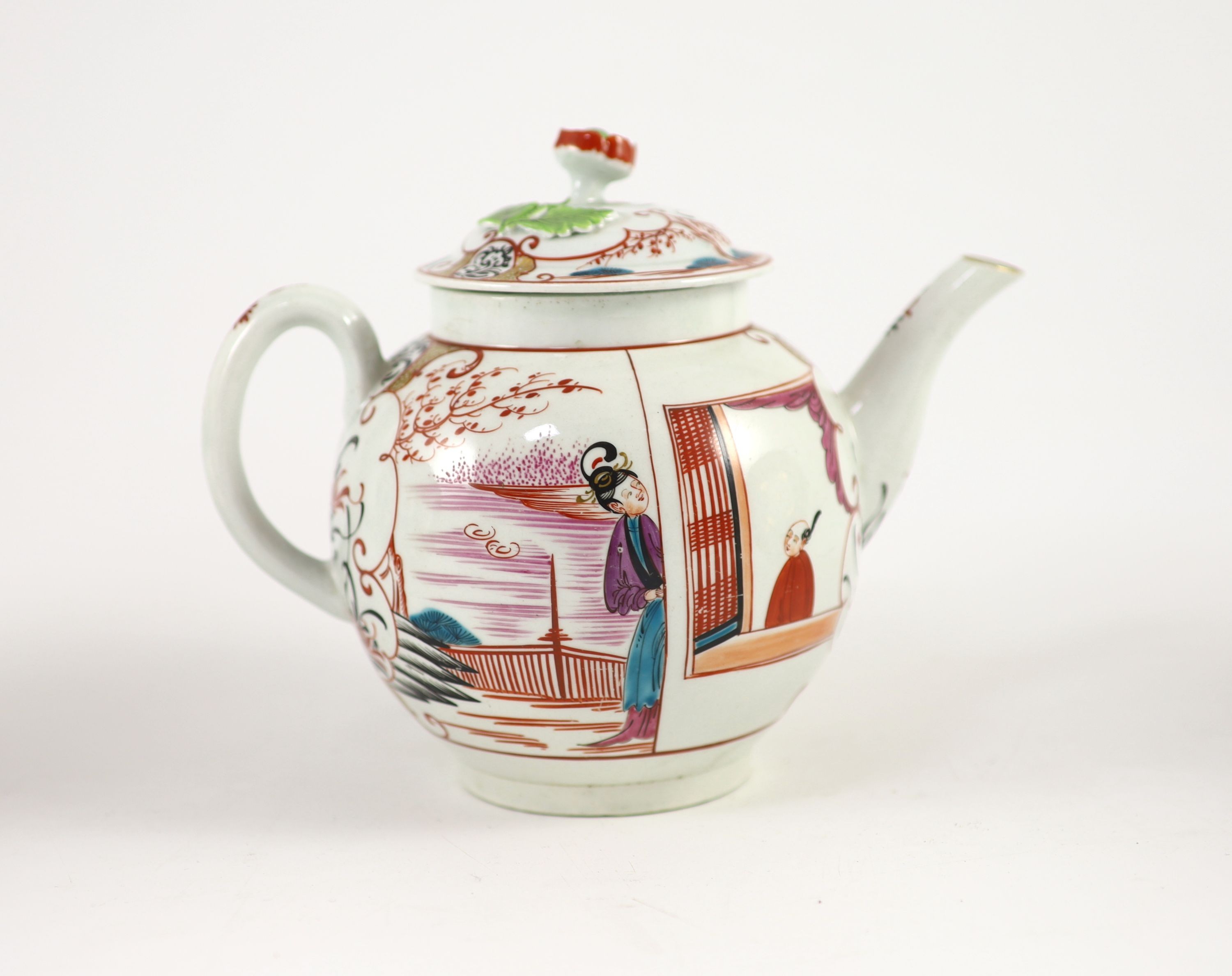 A Worcester large teapot and cover, c.1780 and a pair of Barr, Flight and Barr Worcester Imari dishes, c.1800